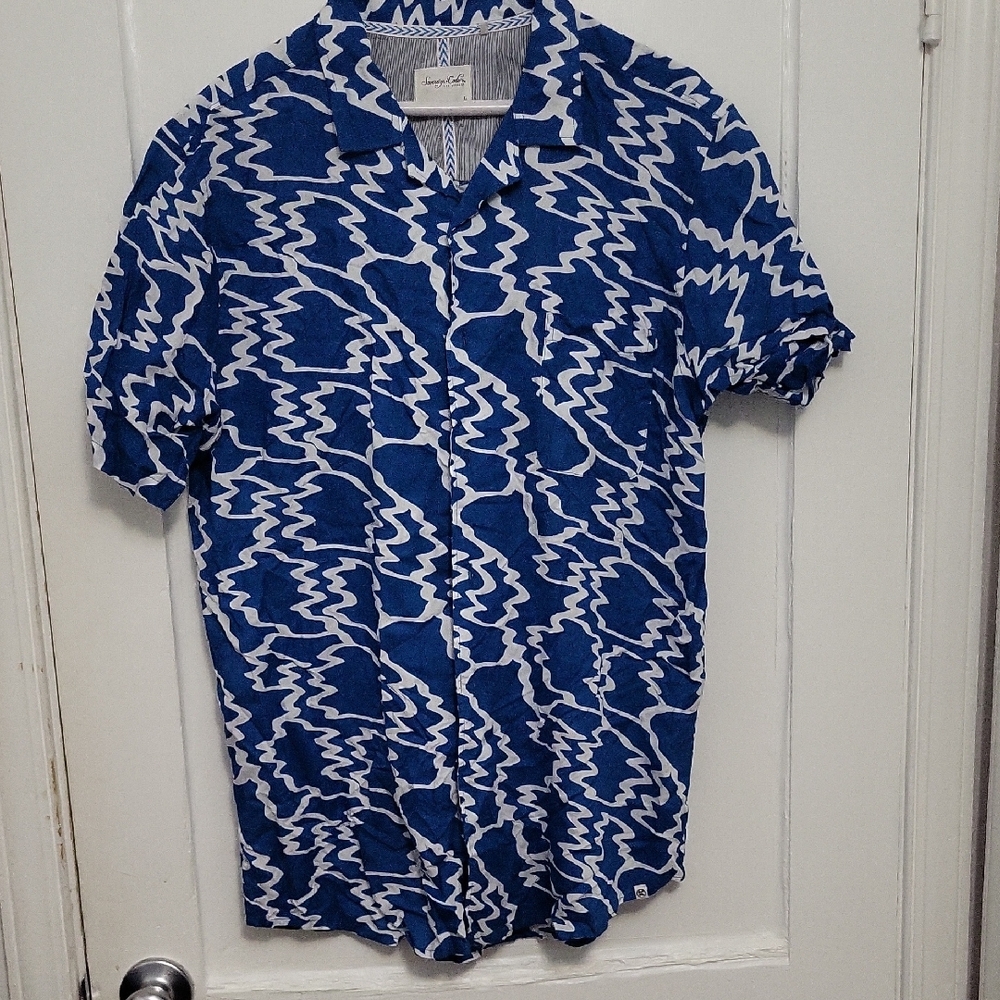 Sovereign Code Blue and White Casual Shirt